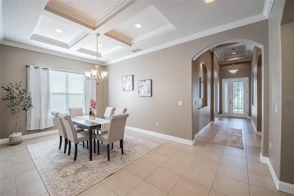 For Sale: $405,000 (4 beds, 2 baths, 2252 Square Feet)