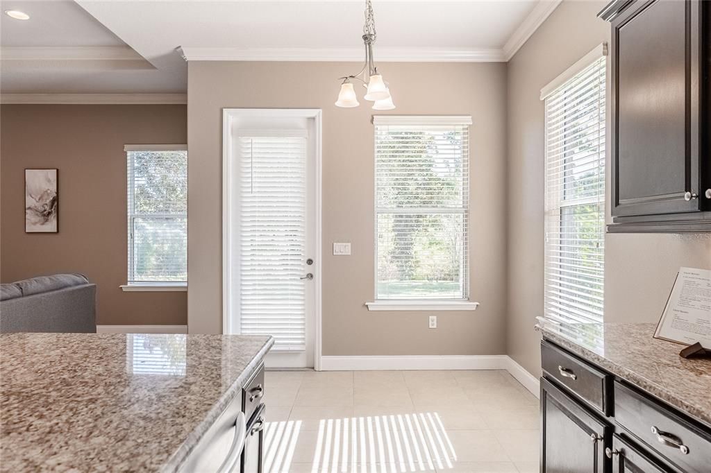 For Sale: $405,000 (4 beds, 2 baths, 2252 Square Feet)