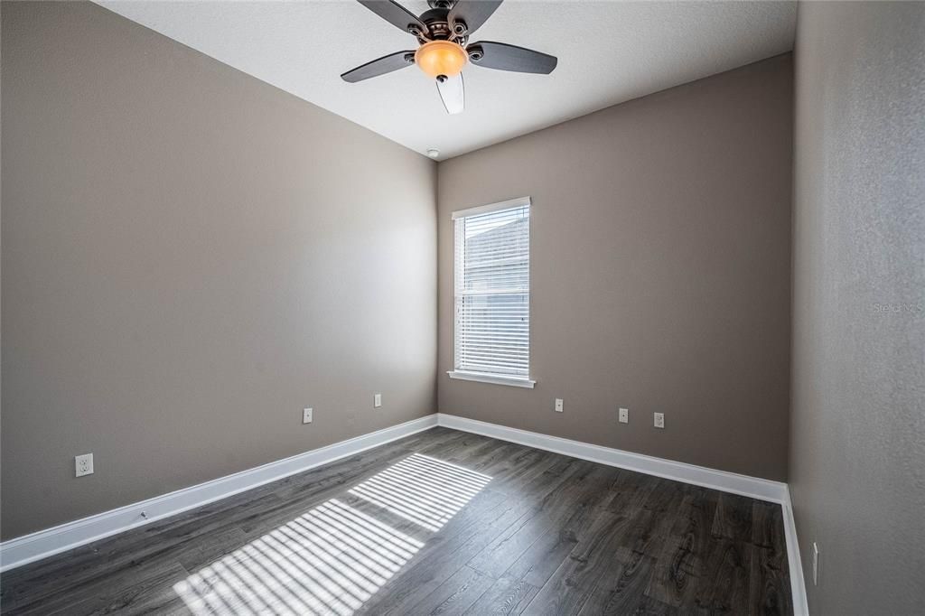 For Sale: $405,000 (4 beds, 2 baths, 2252 Square Feet)