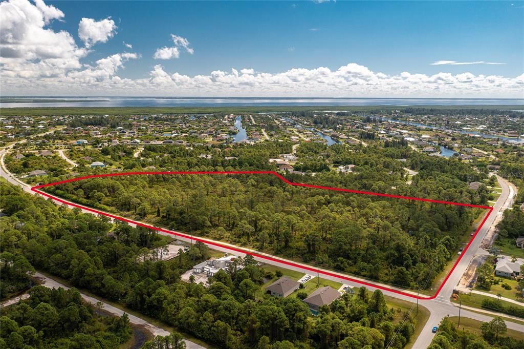 待售: $3,480,000 (21.21 acres)