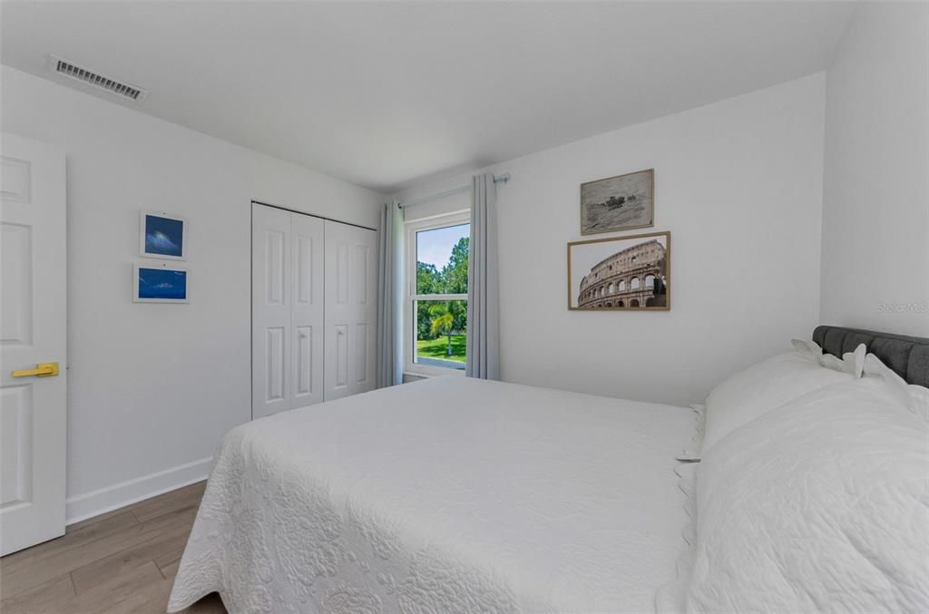 For Rent: $3,200 (2 beds, 1 baths, 925 Square Feet)