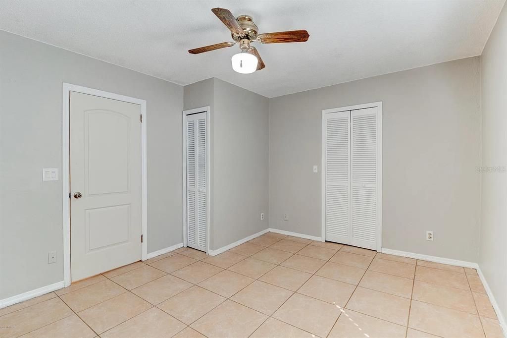 В аренду: $1,950 (2 спален, 2 ванн, 1592 Квадратных фут)