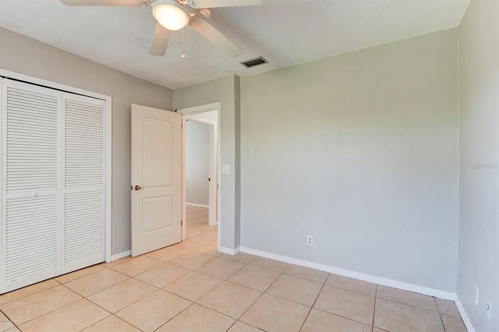 В аренду: $1,950 (2 спален, 2 ванн, 1592 Квадратных фут)