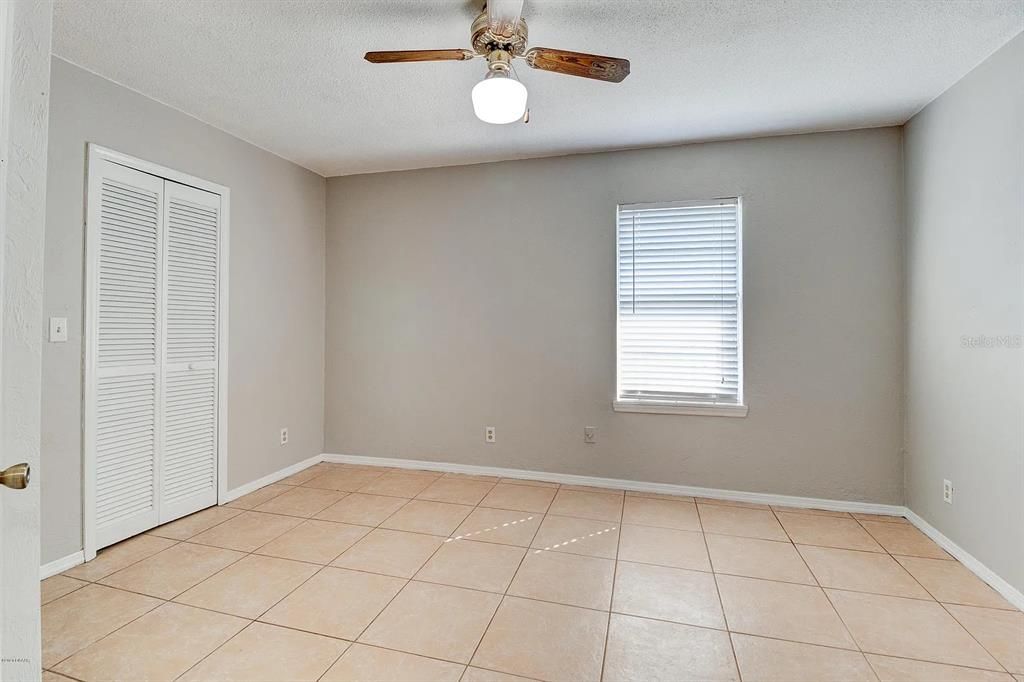 В аренду: $1,950 (2 спален, 2 ванн, 1592 Квадратных фут)