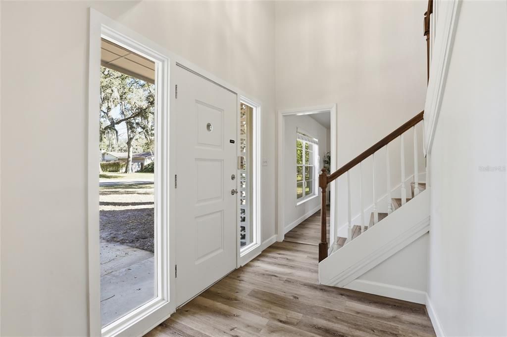 待售: $399,900 (4 贝兹, 2 浴室, 2080 平方英尺)