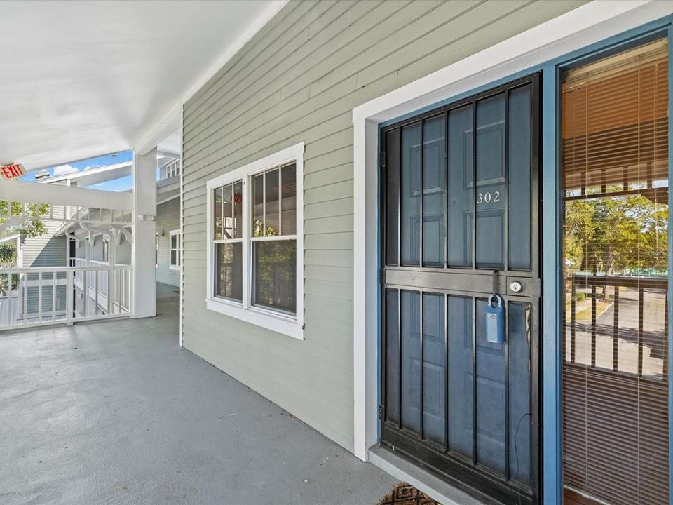 For Rent: $2,300 (2 beds, 2 baths, 1525 Square Feet)