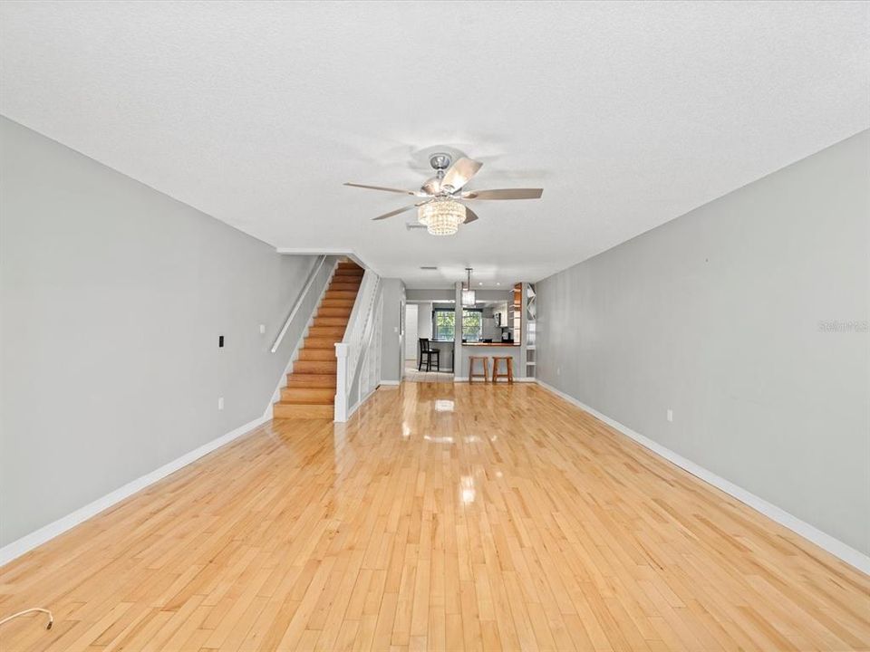 For Rent: $2,300 (2 beds, 2 baths, 1525 Square Feet)