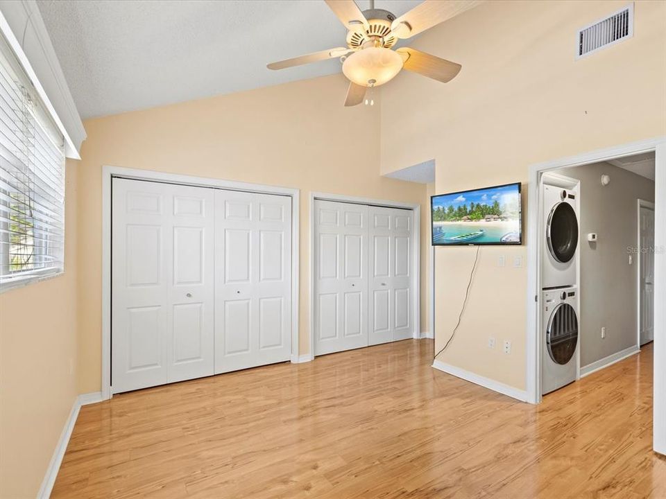 For Rent: $2,300 (2 beds, 2 baths, 1525 Square Feet)