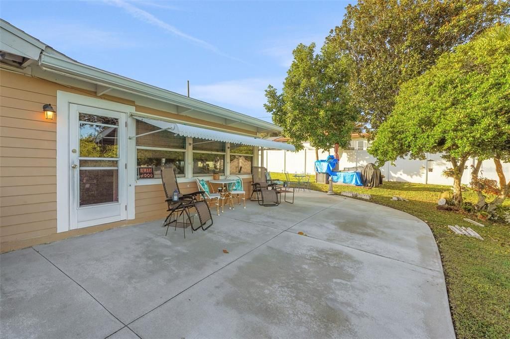 待售: $614,900 (4 贝兹, 2 浴室, 2515 平方英尺)