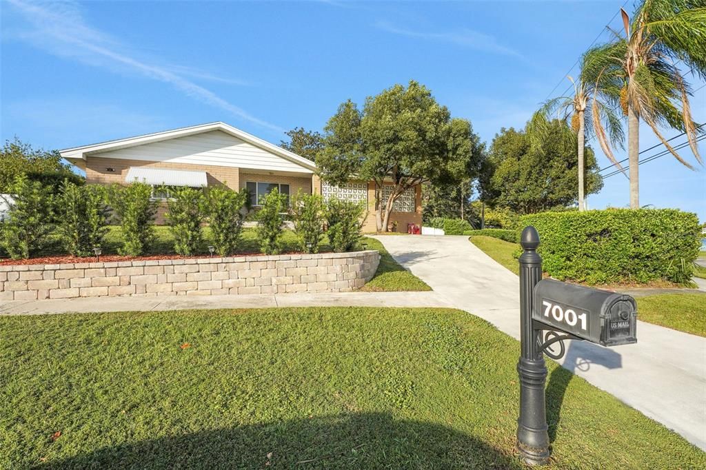 待售: $614,900 (4 贝兹, 2 浴室, 2515 平方英尺)