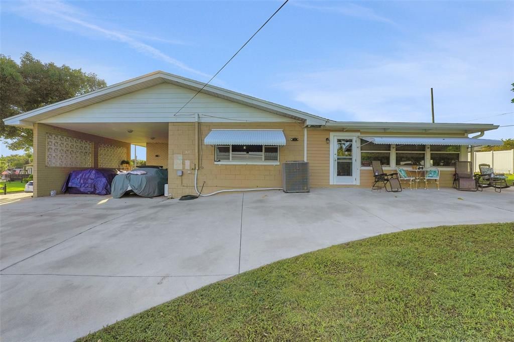 待售: $614,900 (4 贝兹, 2 浴室, 2515 平方英尺)