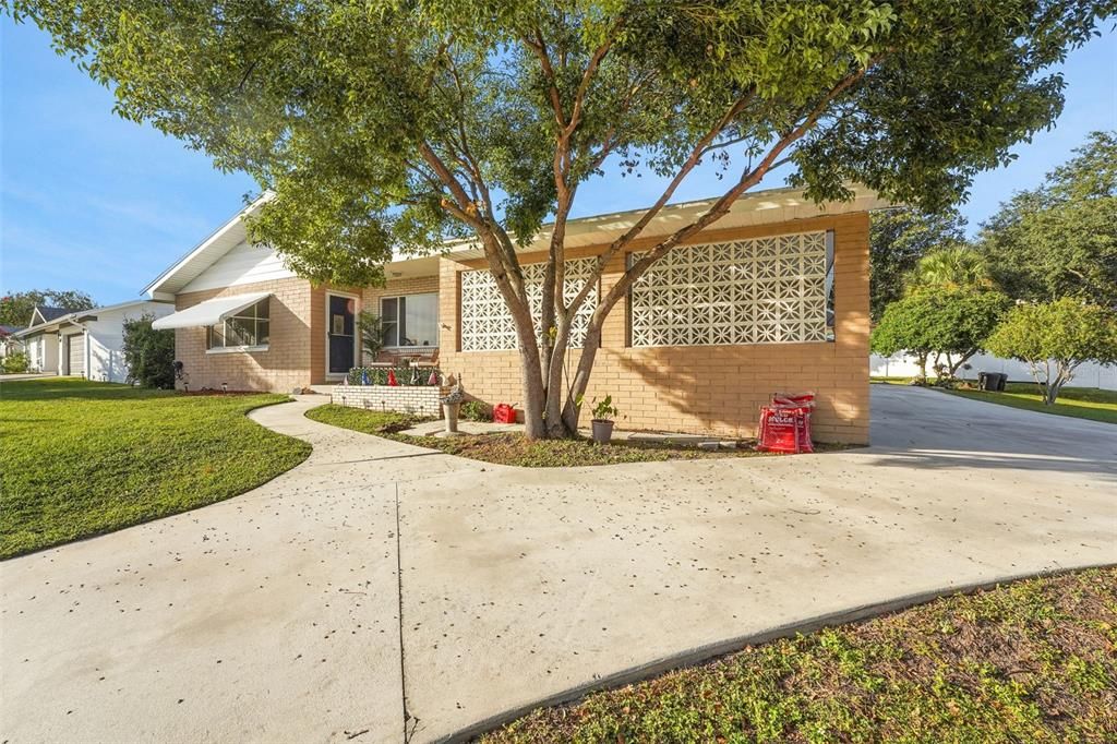 待售: $614,900 (4 贝兹, 2 浴室, 2515 平方英尺)