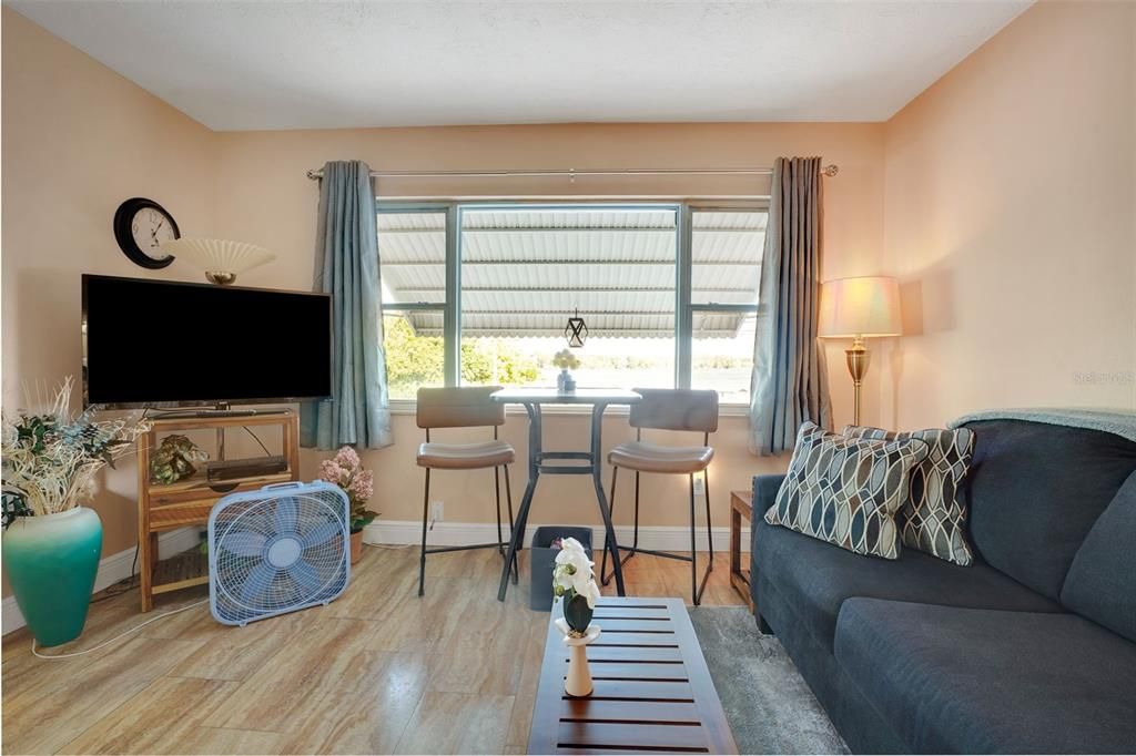 待售: $614,900 (4 贝兹, 2 浴室, 2515 平方英尺)