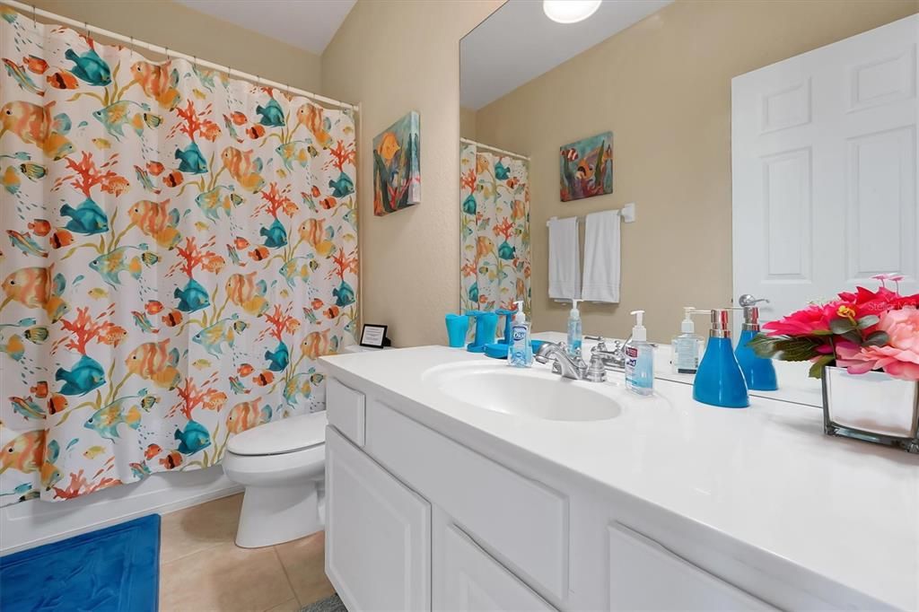 En Venta: $539,000 (3 camas, 3 baños, 1771 Pies cuadrados)