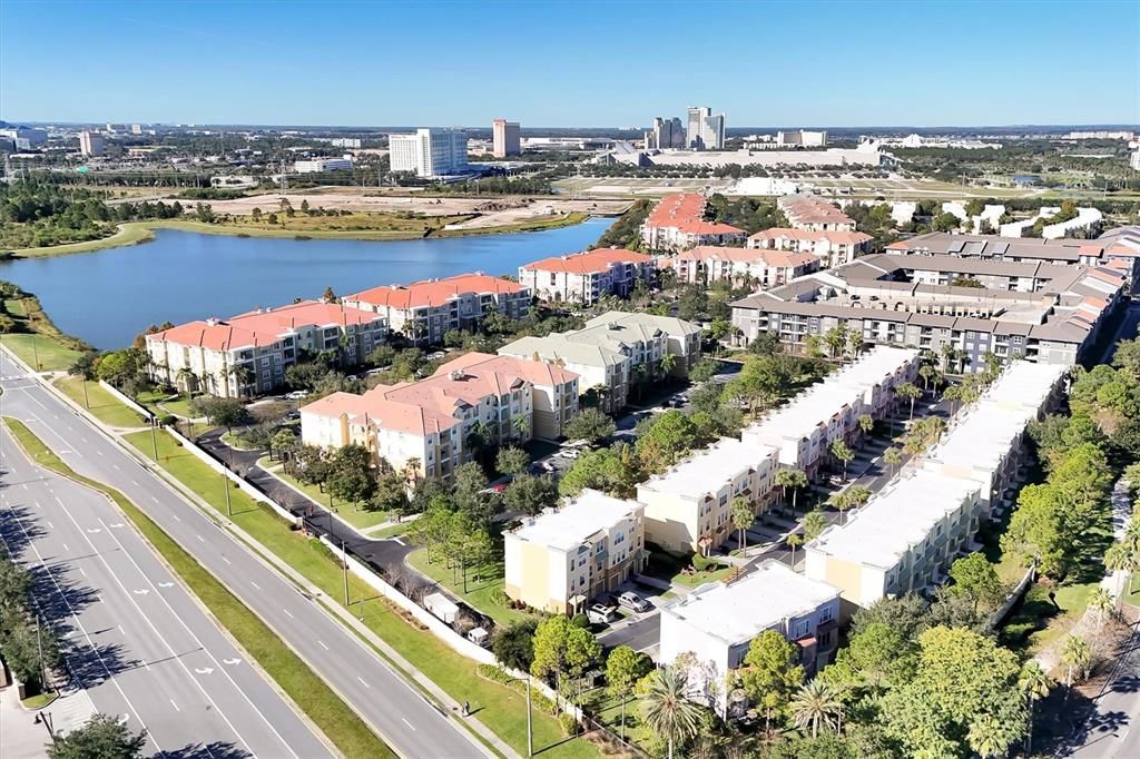 En Venta: $539,000 (3 camas, 3 baños, 1771 Pies cuadrados)