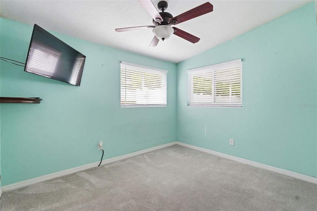 待售: $499,900 (2 贝兹, 2 浴室, 1273 平方英尺)