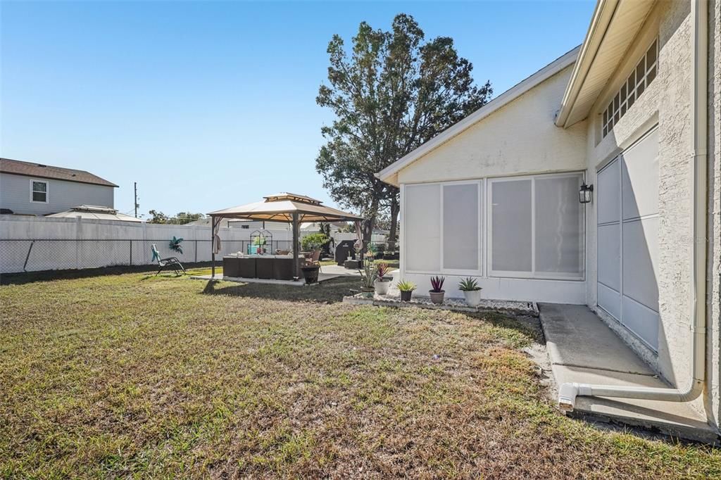 For Sale: $332,000 (3 beds, 2 baths, 1809 Square Feet)