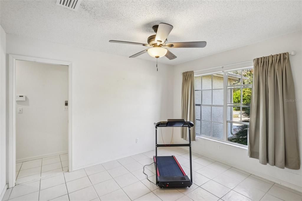 For Sale: $332,000 (3 beds, 2 baths, 1809 Square Feet)