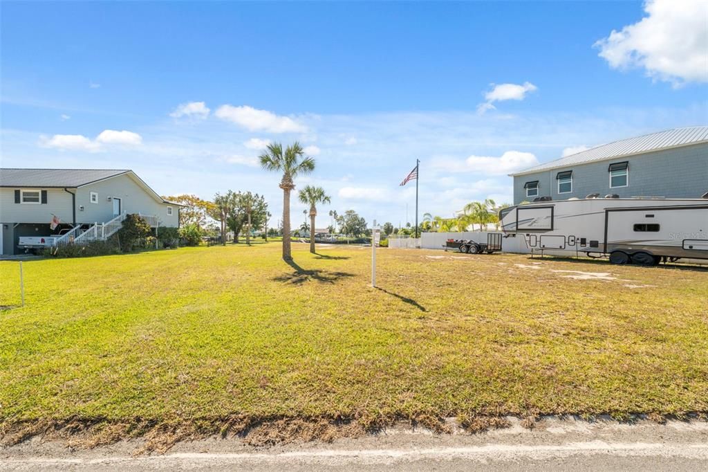 For Sale: $575,000 (0.37 acres)