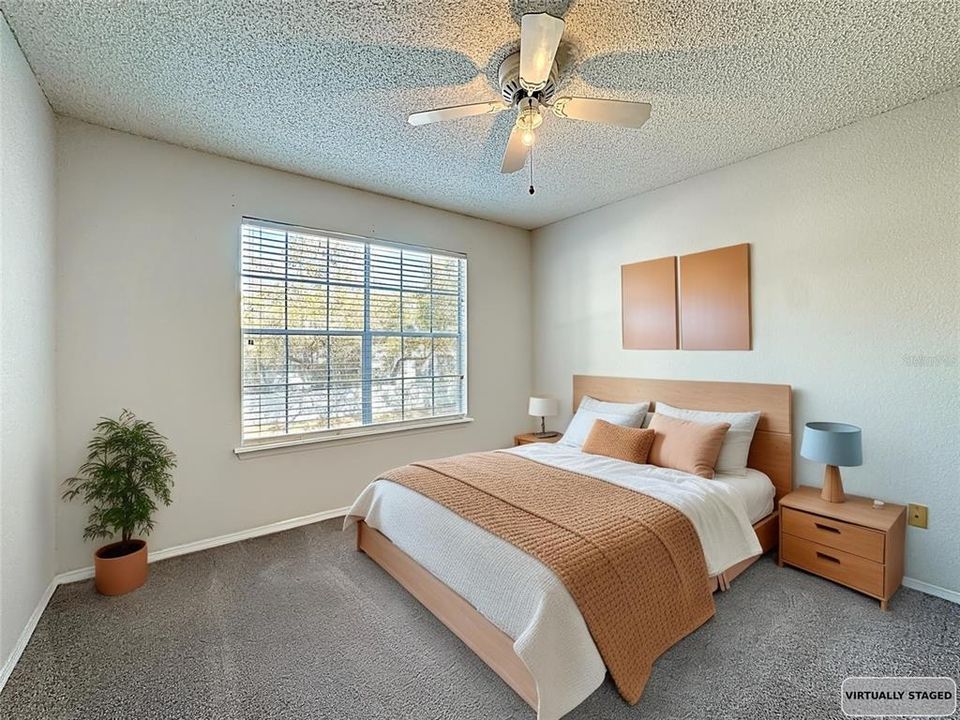 合同活跃: $169,000 (1 贝兹, 1 浴室, 650 平方英尺)