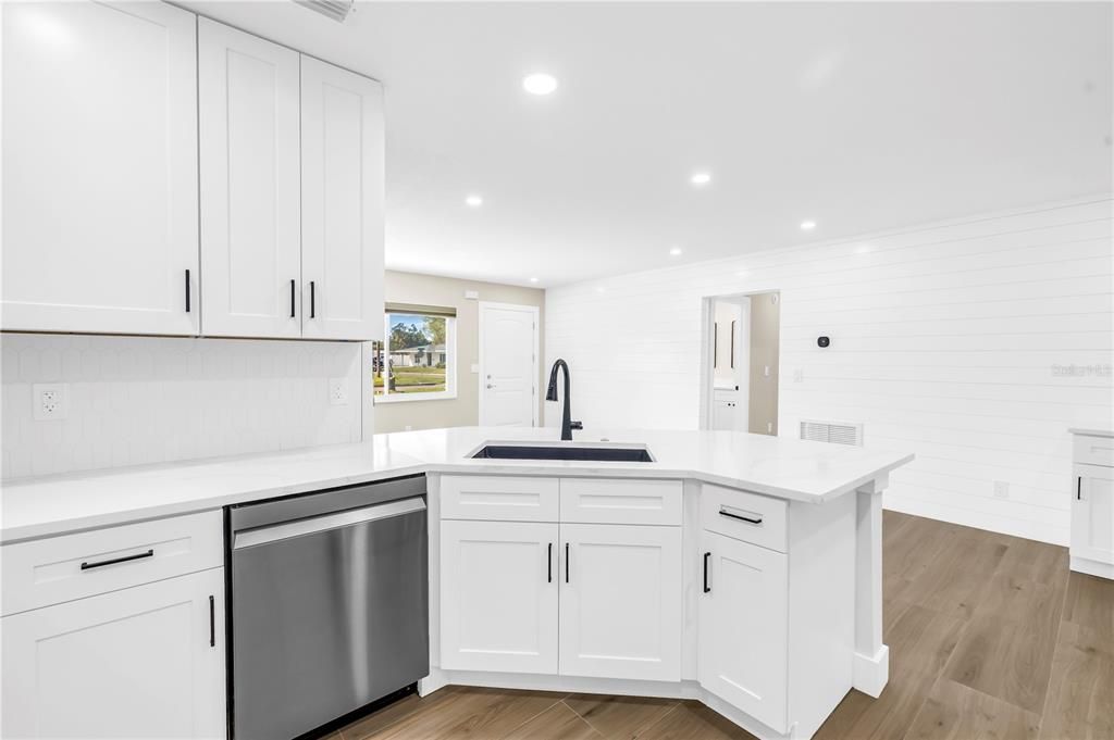 For Rent: $4,200 (4 beds, 3 baths, 1622 Square Feet)