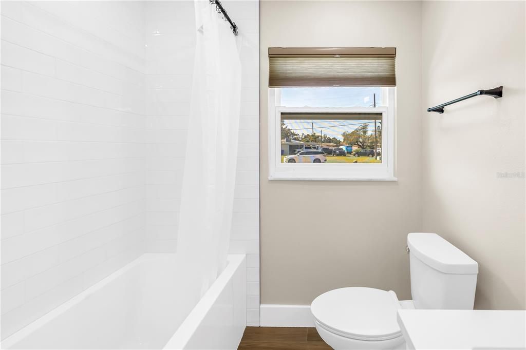 For Rent: $4,200 (4 beds, 3 baths, 1622 Square Feet)