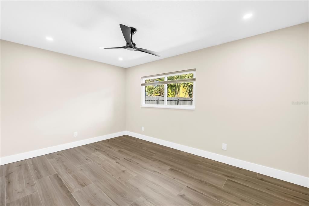 For Rent: $4,200 (4 beds, 3 baths, 1622 Square Feet)