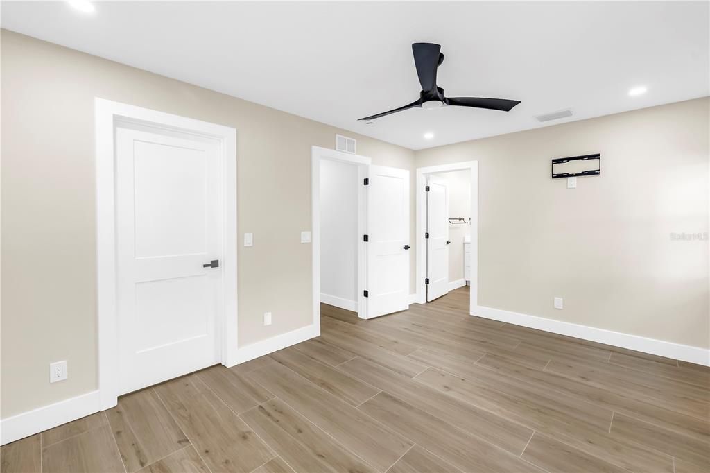 For Rent: $4,200 (4 beds, 3 baths, 1622 Square Feet)