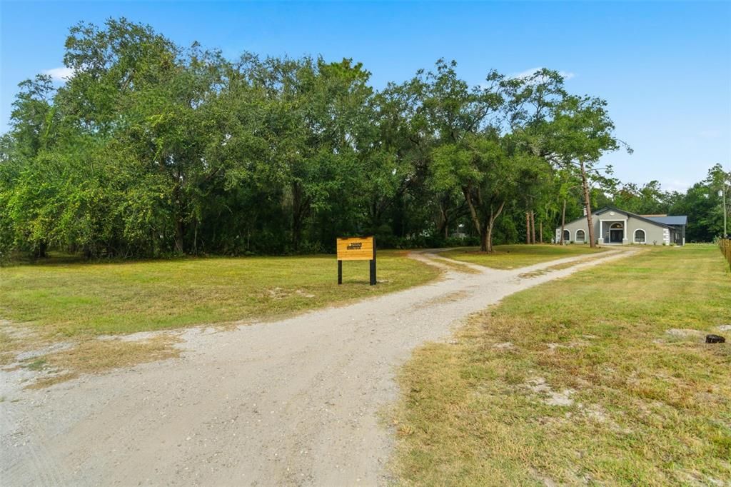 For Sale: $899,600 (5 beds, 4 baths, 2924 Square Feet)