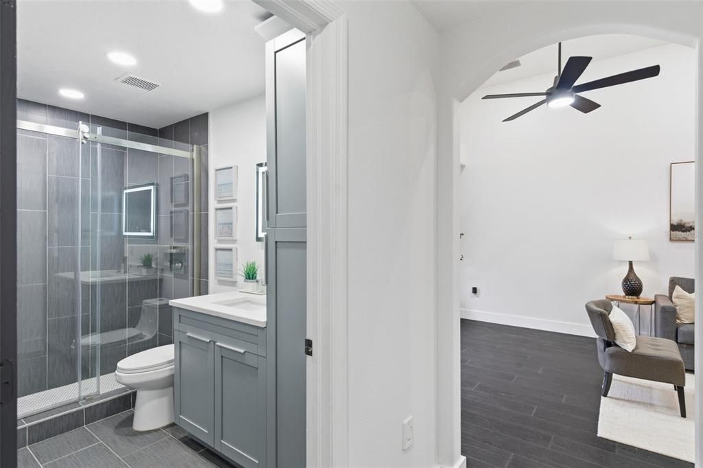 For Sale: $899,600 (5 beds, 4 baths, 2924 Square Feet)