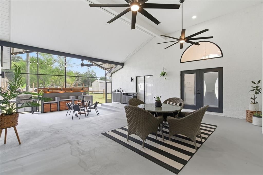 For Sale: $899,600 (5 beds, 4 baths, 2924 Square Feet)