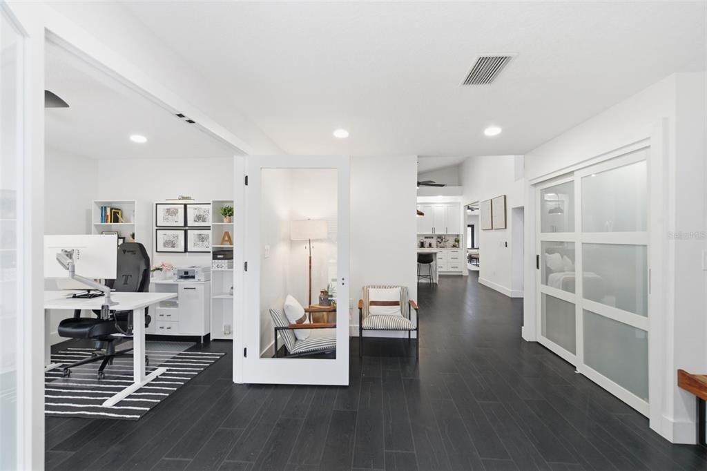 For Sale: $899,600 (5 beds, 4 baths, 2924 Square Feet)