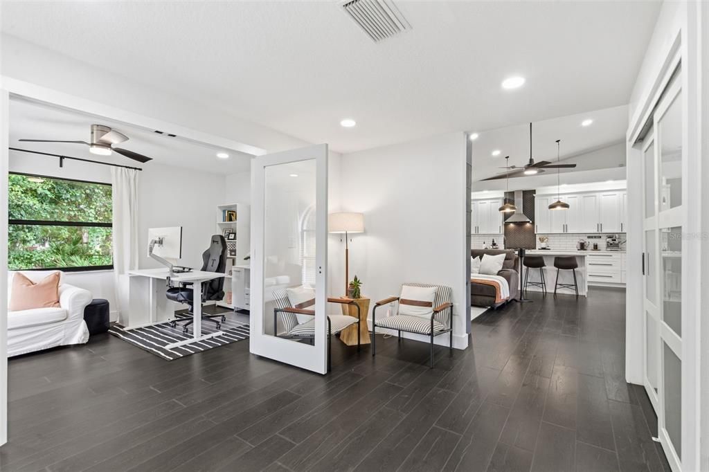 For Sale: $899,600 (5 beds, 4 baths, 2924 Square Feet)