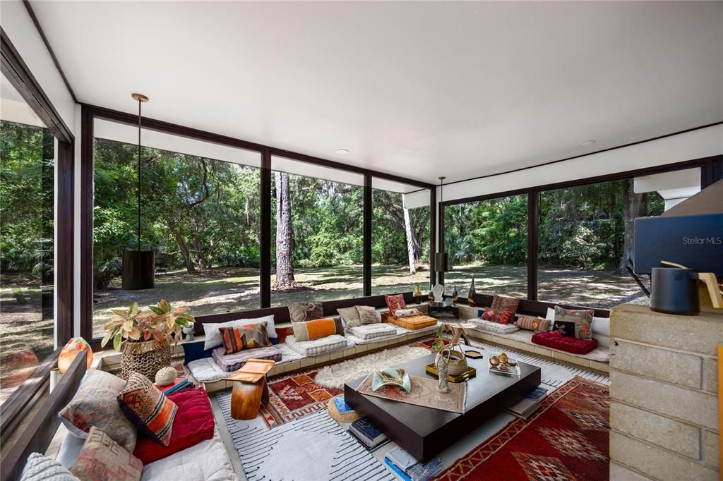 For Sale: $699,000 (3 beds, 2 baths, 2226 Square Feet)