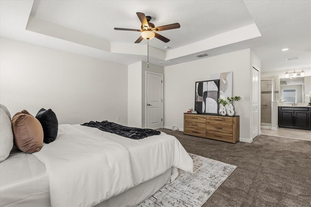 待售: $549,999 (5 贝兹, 3 浴室, 2638 平方英尺)