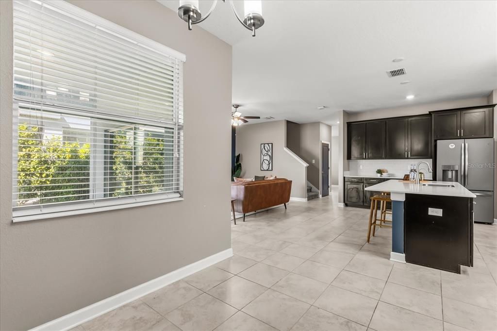 待售: $549,999 (5 贝兹, 3 浴室, 2638 平方英尺)