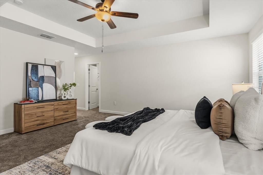 待售: $549,999 (5 贝兹, 3 浴室, 2638 平方英尺)