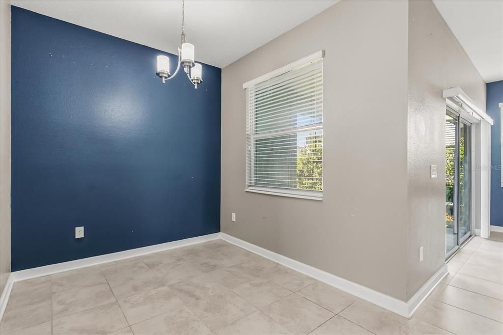 待售: $549,999 (5 贝兹, 3 浴室, 2638 平方英尺)