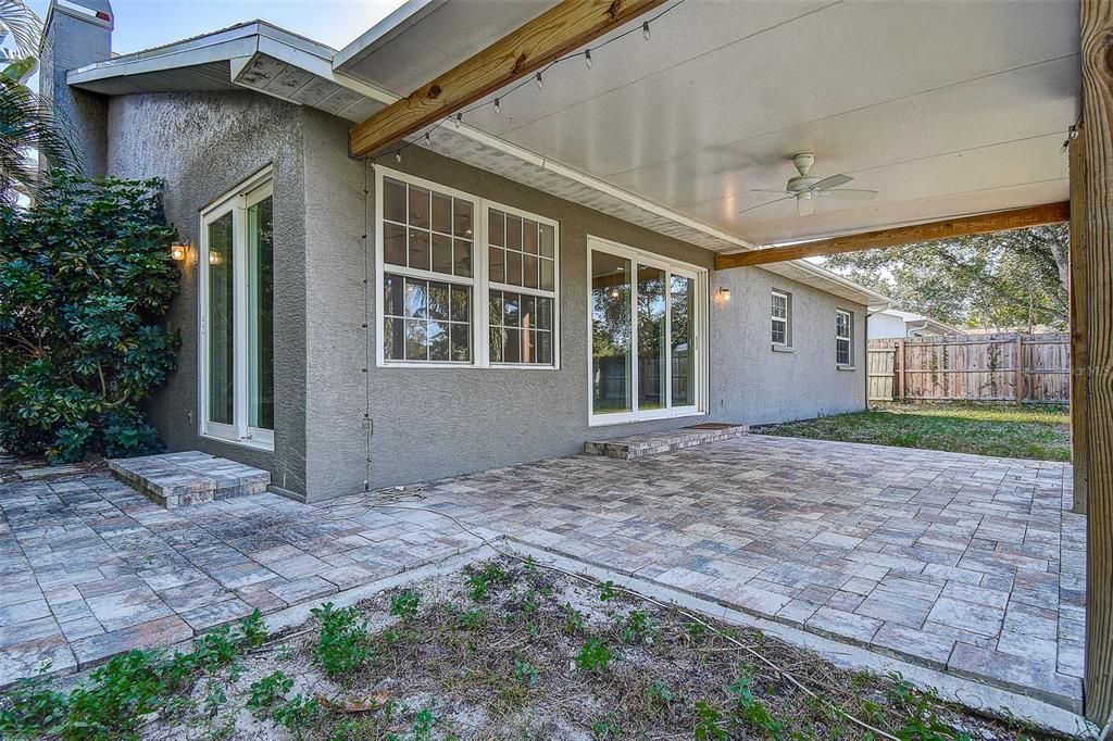 For Sale: $529,900 (3 beds, 2 baths, 1965 Square Feet)