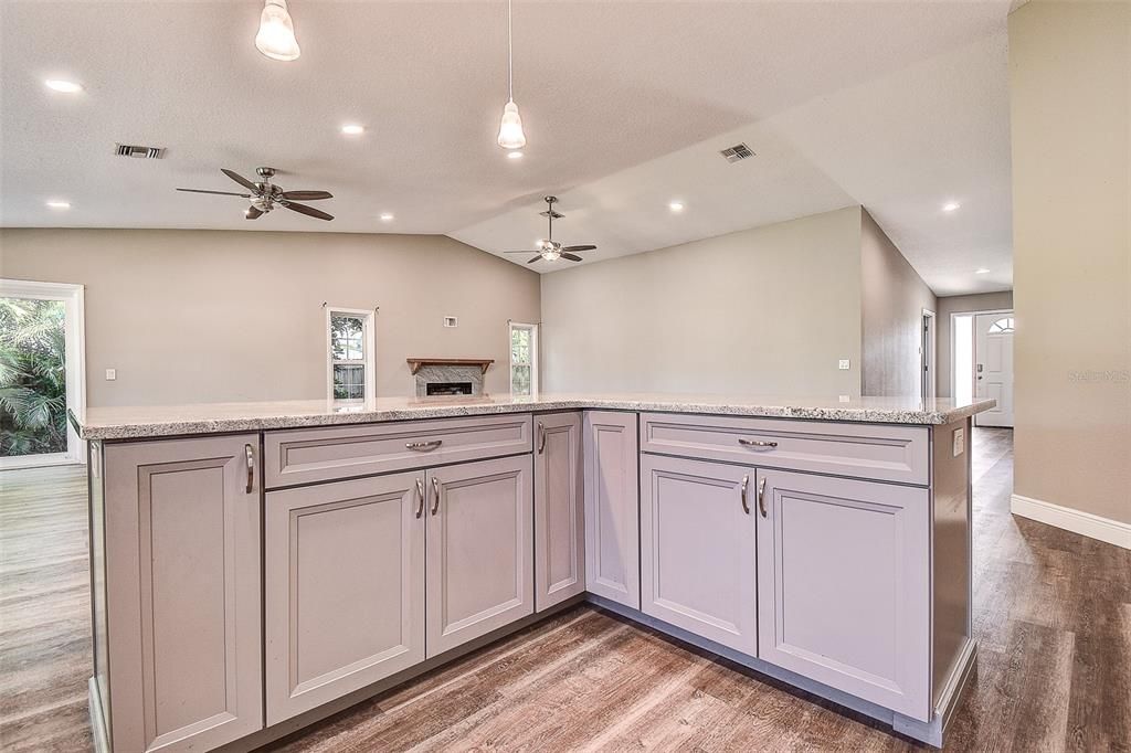 For Sale: $529,900 (3 beds, 2 baths, 1965 Square Feet)