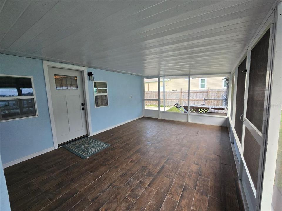 En Venta: $320,000 (2 camas, 3 baños, 1527 Pies cuadrados)