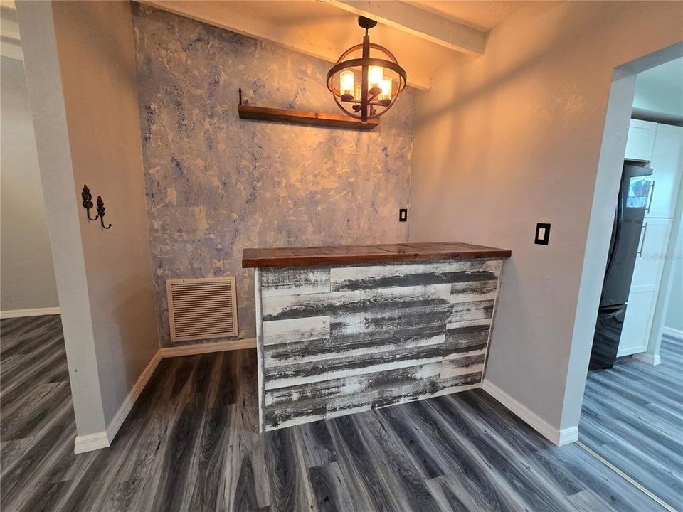 En Venta: $320,000 (2 camas, 3 baños, 1527 Pies cuadrados)