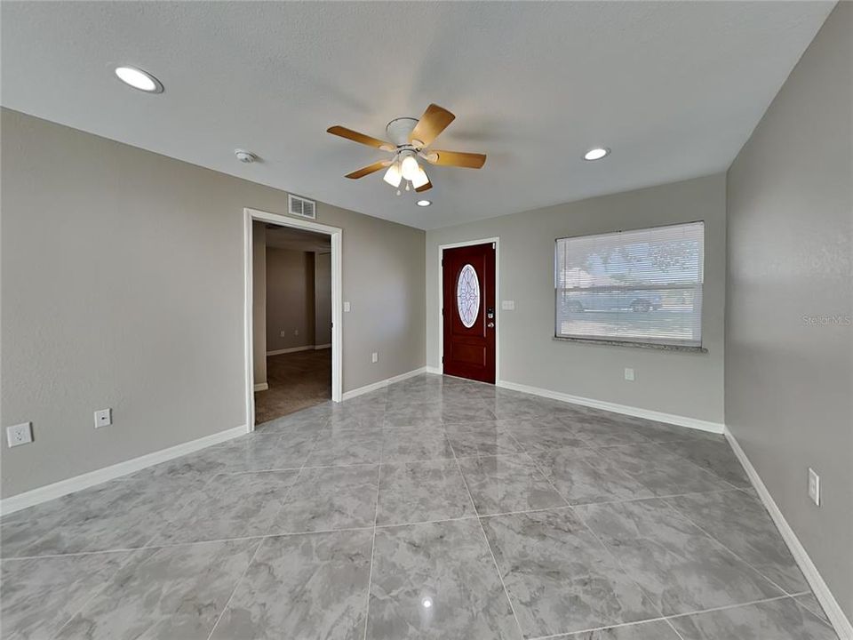 For Rent: $1,749 (3 beds, 2 baths, 1025 Square Feet)