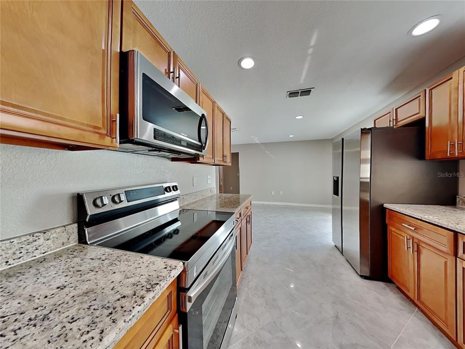 For Rent: $1,749 (3 beds, 2 baths, 1025 Square Feet)