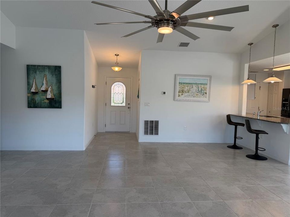 На продажу: $450,000 (3 спален, 2 ванн, 1315 Квадратных фут)