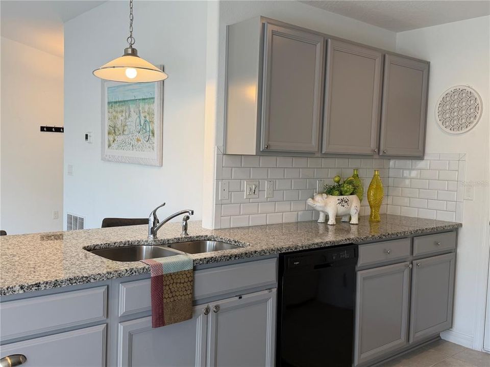 На продажу: $450,000 (3 спален, 2 ванн, 1315 Квадратных фут)