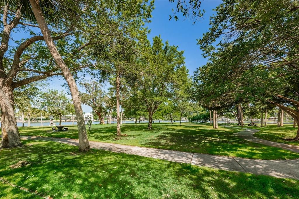 На продажу: $120,000 (1 спален, 1 ванн, 726 Квадратных фут)