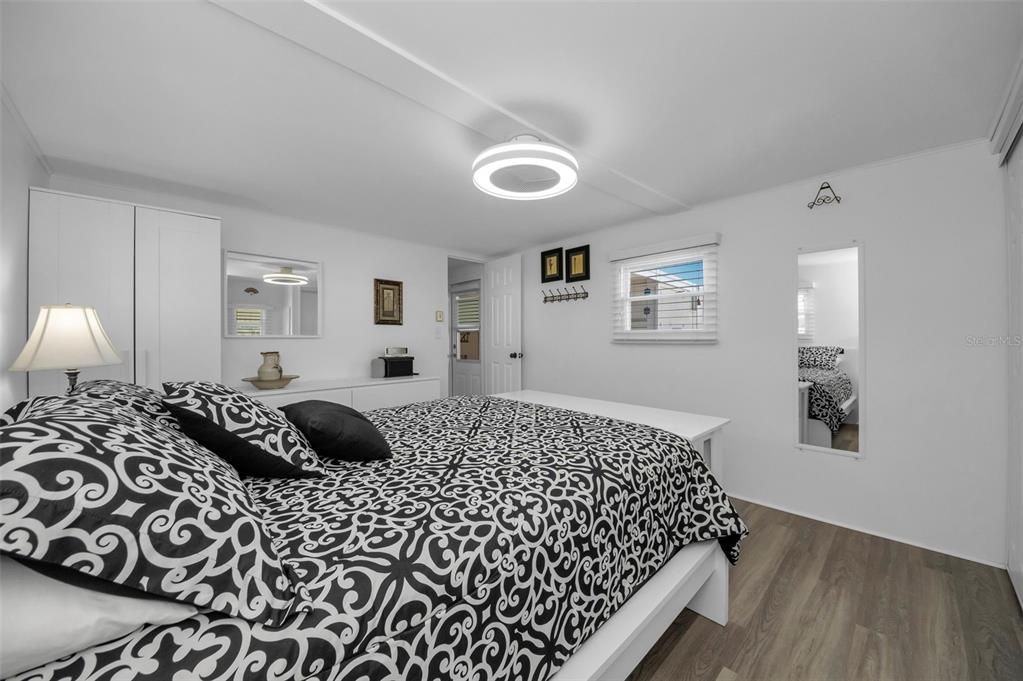 На продажу: $120,000 (1 спален, 1 ванн, 726 Квадратных фут)