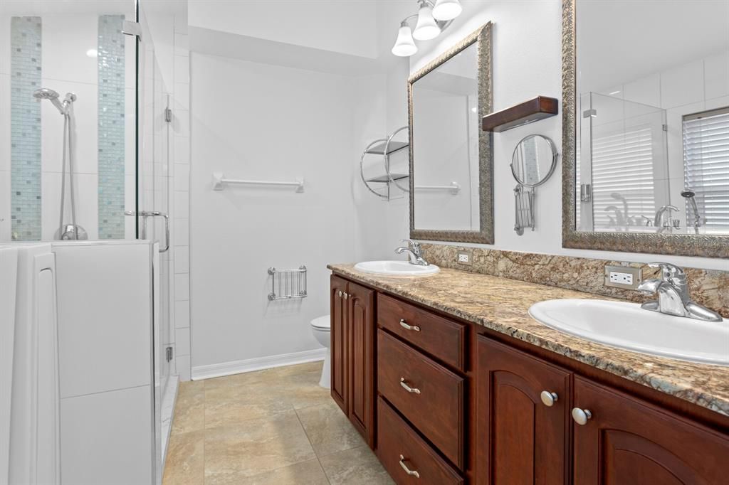 En Venta: $429,000 (4 camas, 2 baños, 1889 Pies cuadrados)