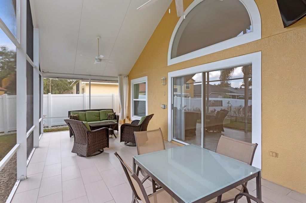 En Venta: $429,000 (4 camas, 2 baños, 1889 Pies cuadrados)